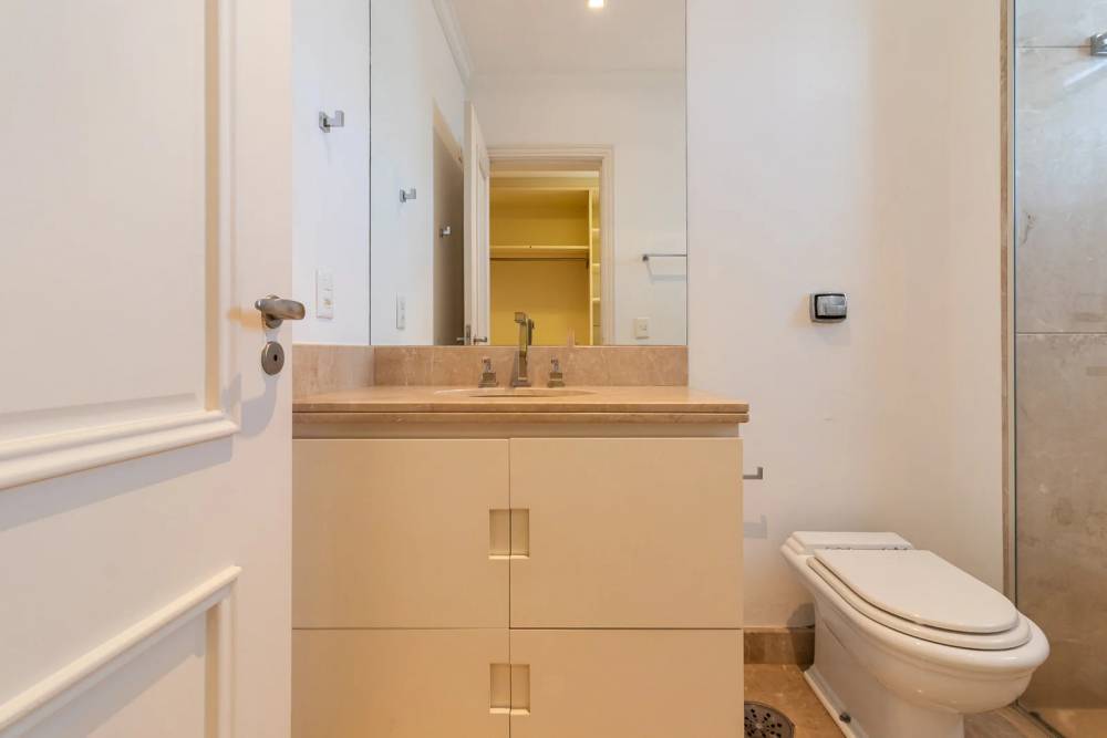 Apartamento à venda na Rua JacuriciItaim Bibi - 999-apartamento-itaim-bibi-sao-paulo-104653-0.jpg