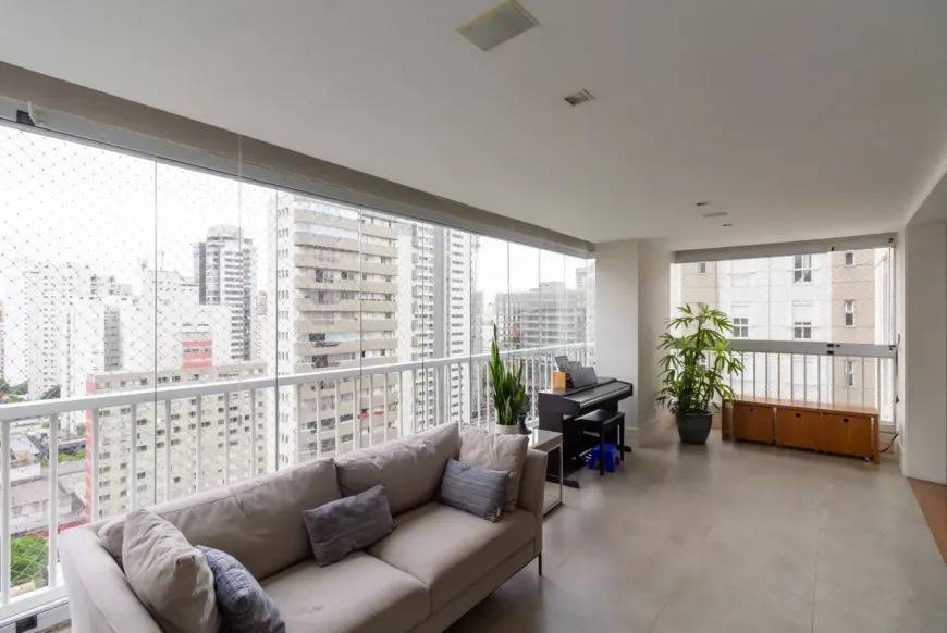 Apartamento à venda na Alameda dos ArapanésMoema - apartamento-moema-sao-paulo-105449-1.jpg