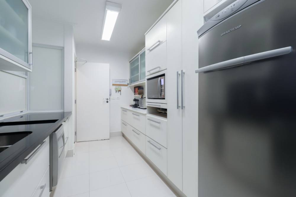 Apartamento à venda na Alameda LorenaJARDINS - 999-apartamento-jardim-paulista-sao-paulo-114442-8.jpg