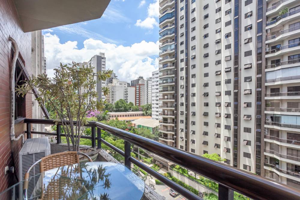 Apartamento à venda na Rua Jesuíno ArrudaItaim Bibi - apartamento-itaim-bibi-sao-paulo-115329-13.jpg