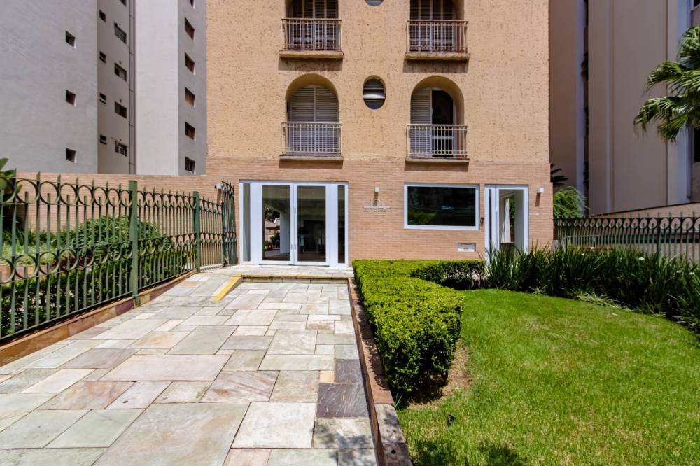 Apartamento à venda na Rua Pedroso AlvarengaItaim Bibi - 999-apartamento-itaim-bibi-sao-paulo-100128-3.jpg