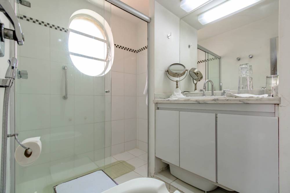 Apartamento à venda na Rua Pedroso AlvarengaItaim Bibi - apartamento-itaim-bibi-sao-paulo-100011-1.jpg