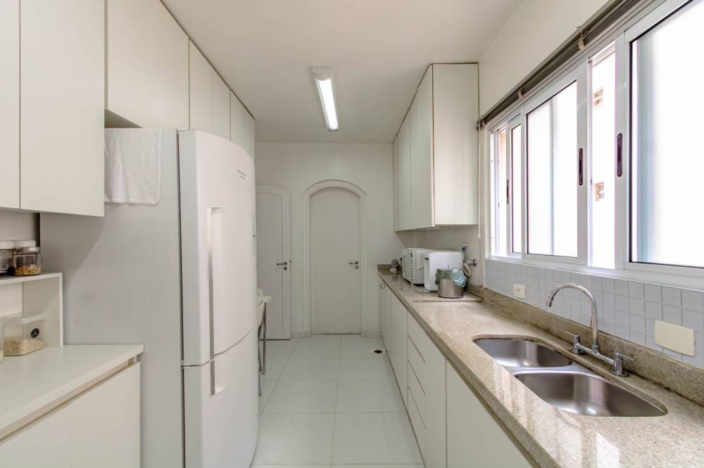 Apartamento à venda na Rua Pedroso AlvarengaItaim Bibi - apartamento-itaim-bibi-sao-paulo-100012-7.jpg