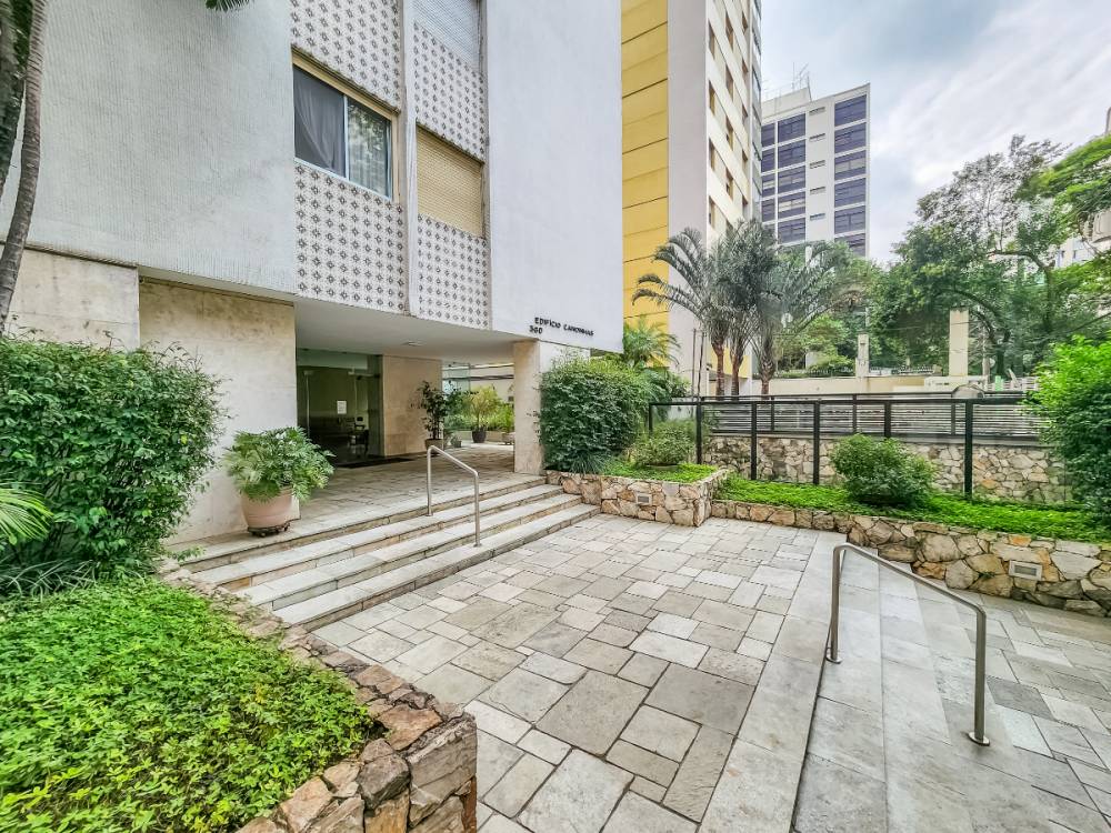 Apartamento à venda na Rua ItacemaItaim Bibi - 999-apartamento-itaim-bibi-sao-paulo-104243-2.jpg