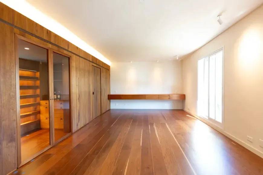 Apartamento à venda na Rua Jesuíno ArrudaItaim Bibi - apartamento-itaim-bibi-sao-paulo-125601-1.jpg