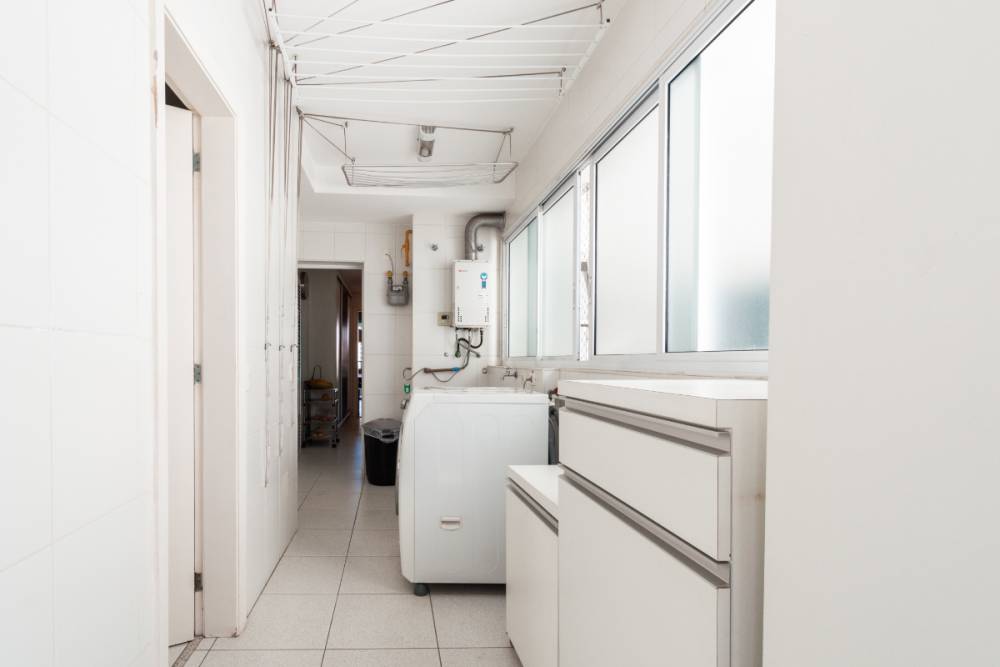 Apartamento à venda na Rua Zacarias de GoisCAMPO BELO - 999-apartamento-campo-belo-sao-paulo-144213-0.jpg