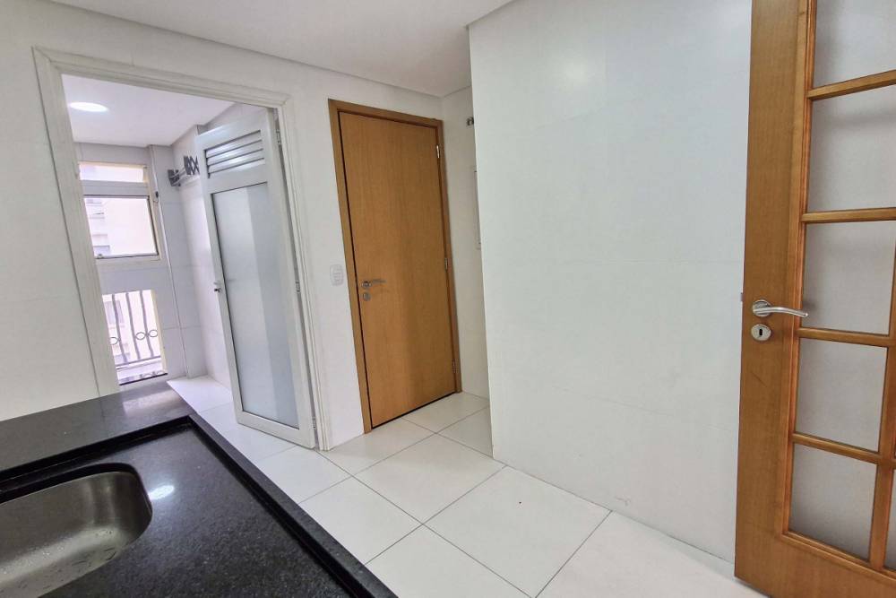 Apartamento à venda na Rua Guimarães PassosVila Mariana - apartamento-vila-mariana-sao-paulo-114008-28.jpg