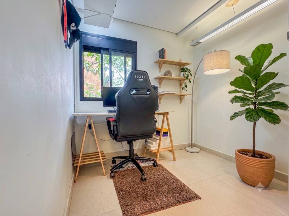 Apartamento à venda na Rua SafiraAclimação - 999-apartamento-aclimacao-sao-paulo-110920-2.jpg