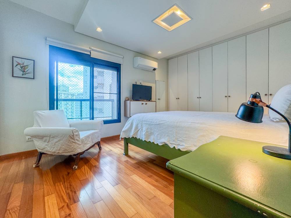 Apartamento à venda na Rua SafiraAclimação - 999-apartamento-aclimacao-sao-paulo-110921-4.jpg