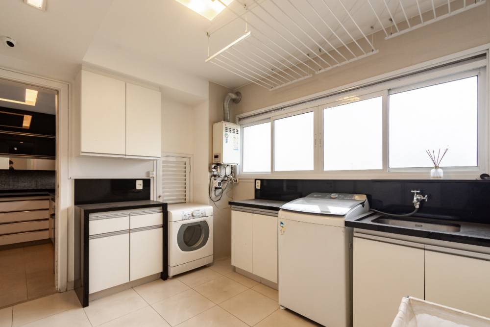 Apartamento à venda na Avenida JuritiMOEMA - 999-apartamento-moema-sao-paulo-144337-5.jpg