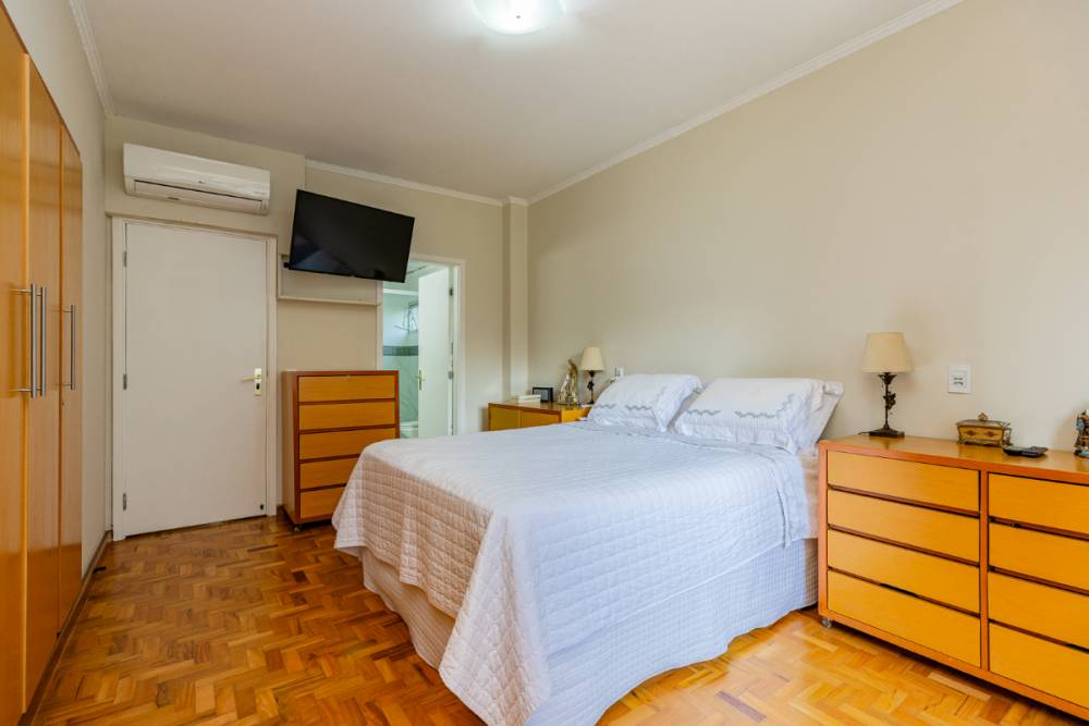 Apartamento à venda na Rua ItacemaItaim Bibi - 999-apartamento-itaim-bibi-sao-paulo-113945-0.jpg