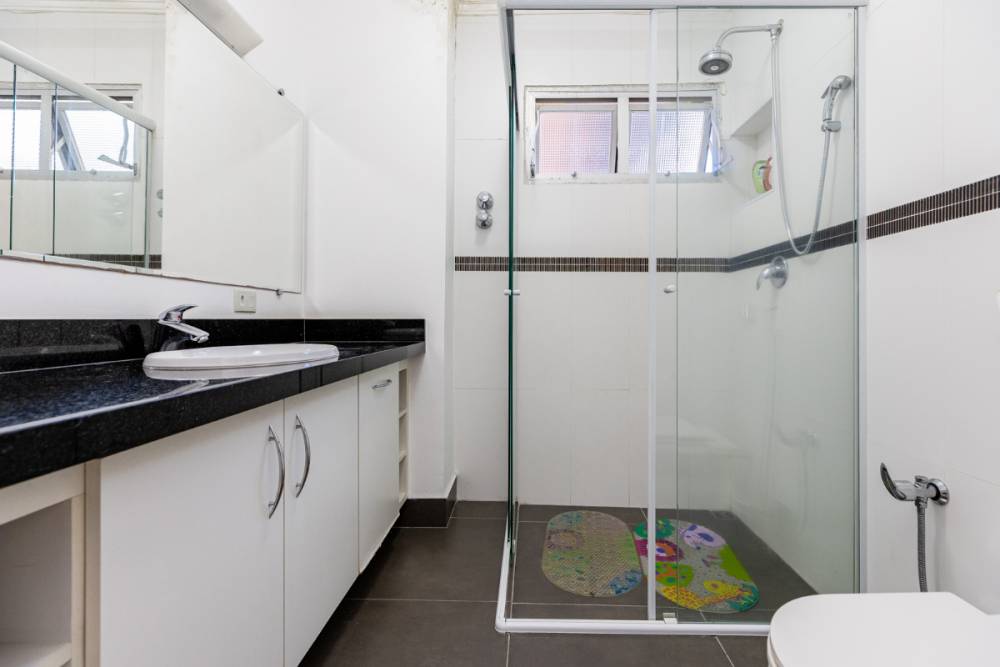 Apartamento à venda na Rua ItacemaItaim Bibi - 999-apartamento-itaim-bibi-sao-paulo-113946-2.jpg