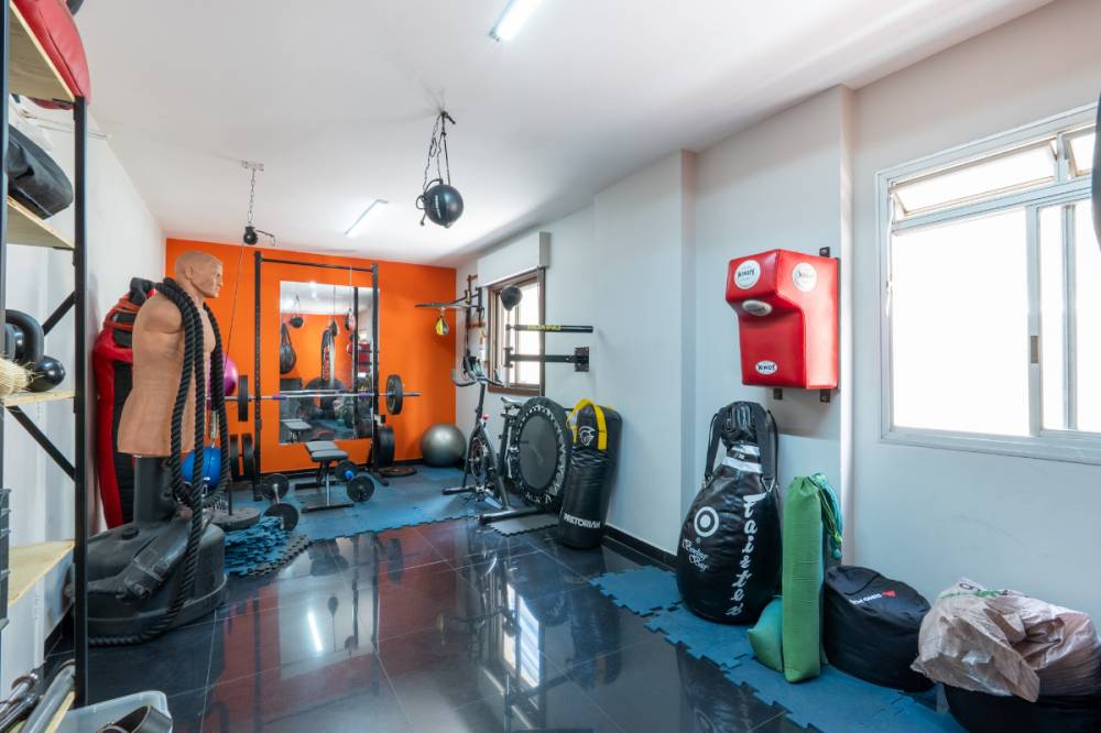 Apartamento à venda na Rua ItacemaItaim Bibi - 999-apartamento-itaim-bibi-sao-paulo-113947-12.jpg
