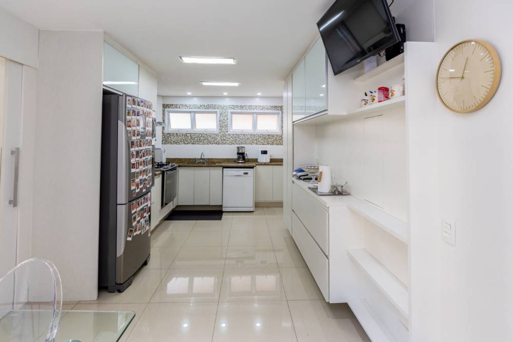 Apartamento à venda na Rua ItacemaItaim Bibi - apartamento-itaim-bibi-sao-paulo-113848-19.jpg