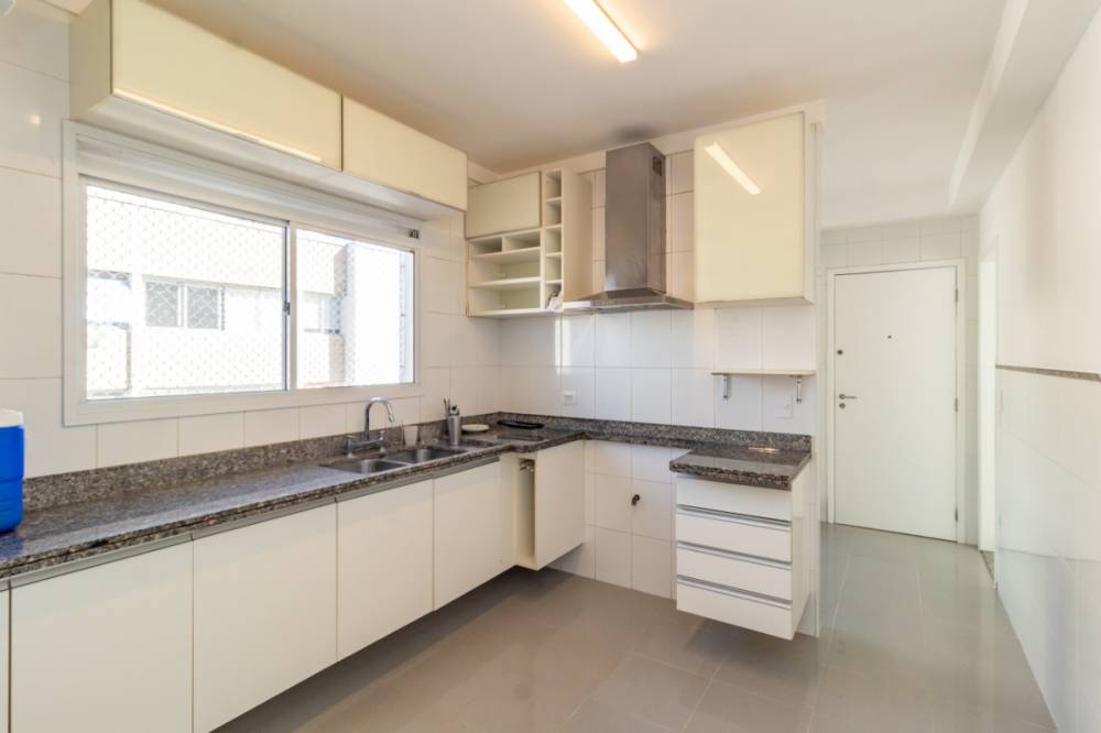 Apartamento à venda na Rua Pedroso AlvarengaItaim Bibi - apartamento-itaim-bibi-sao-paulo-123428-15.jpg