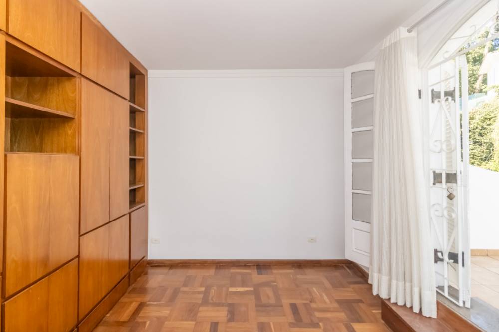 Sobrado à venda na Rua Joaquim Cândido de Azevedo MarquesVila Morumbi - 999-sobrado-vila-morumbi-sao-paulo-143451-10.jpg