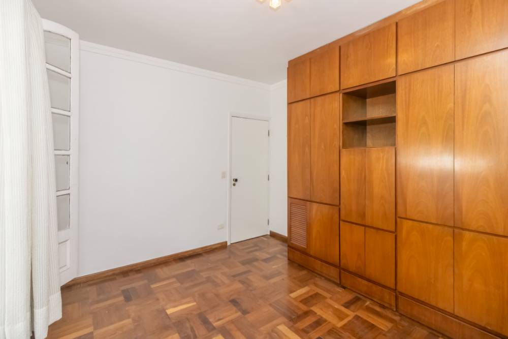 Sobrado à venda na Rua Joaquim Cândido de Azevedo MarquesVila Morumbi - 999-sobrado-vila-morumbi-sao-paulo-143451-9.jpg