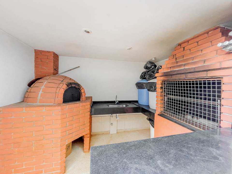 Apartamento à venda na Avenida Santo AmaroSanto Amaro - 999-apartamento-santo-amaro-sao-paulo-123036-10.jpg
