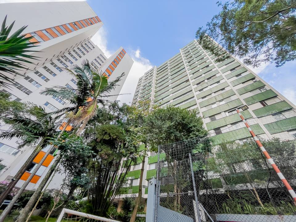 Apartamento à venda na Avenida Santo AmaroSanto Amaro - 999-apartamento-santo-amaro-sao-paulo-123036-11.jpg