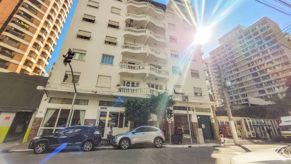 Apartamento à venda na Rua Doutor Renato Paes de BarrosItaim Bibi - 999-apartamento-itaim-bibi-sao-paulo-112457-3.jpg
