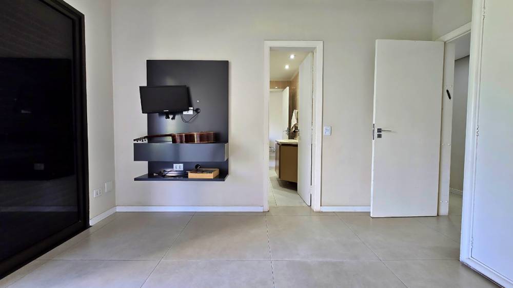 Apartamento à venda na Rua MaranhãoHigienópolis - 999-apartamento-higienopolis-sao-paulo-114014-3.jpg