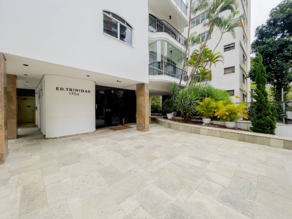 Apartamento à venda na Rua Doutor Albuquerque LinsHIGIENOPÓLIS - 999-apartamento-higienopolis-sao-paulo-121406-9.jpg